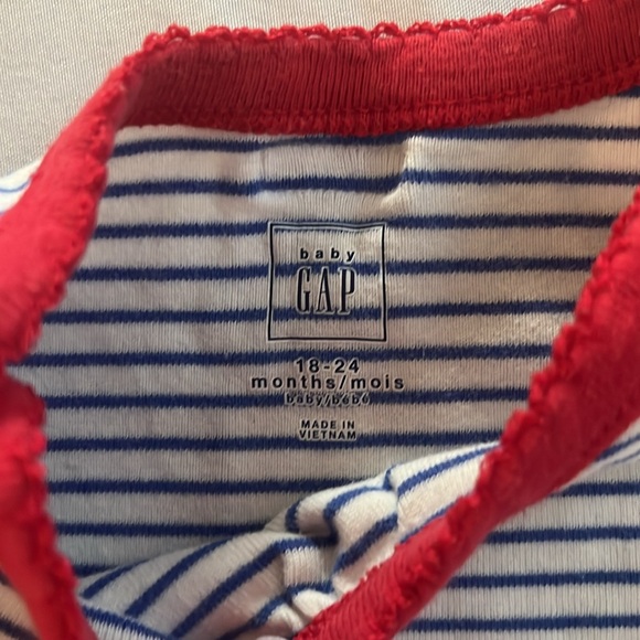 Baby Gap 12-18M Lot - Picture 11 of 12